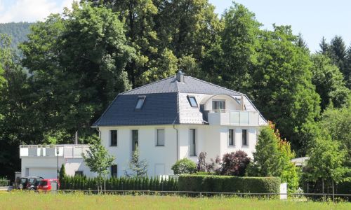 Villa A, Velden